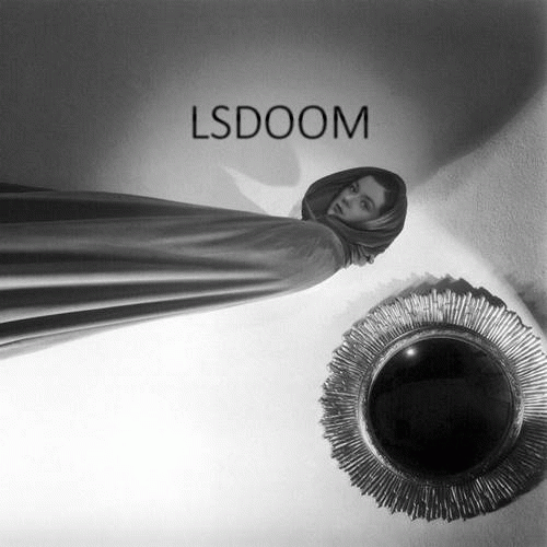 LSDoom : Mirror Rim